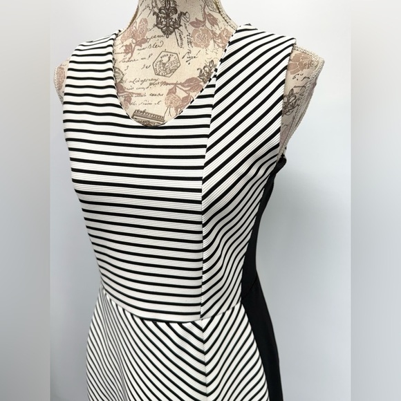 HALOGEN Black and white stripe sleeveless V neck midi dress size S. - Picture 2 of 13